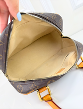 *DEAL OF THE DAY* LOUIS VUITTON MANHATTAN PM