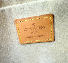 *DEAL OF THE DAY* LOUIS VUITTON MANHATTAN PM