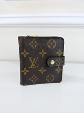 LOUIS VUITTON WALLET COMPACT