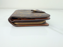LOUIS VUITTON WALLET COMPACT