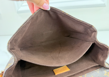 LOUIS VUITTON POCHETTE METIS MONOGRAM