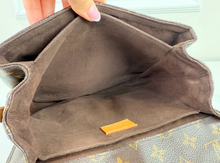 LOUIS VUITTON POCHETTE METIS MONOGRAM