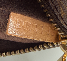 LOUIS VUITTON POCHETTE METIS MONOGRAM