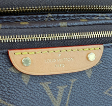 LOUIS VUITTON MINI BUMBAG