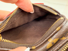 LOUIS VUITTON MINI BUMBAG
