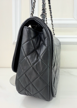 CHANEL CLASSIC JUMBO TWIST FLAP BAG