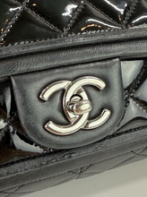 CHANEL CLASSIC JUMBO TWIST FLAP BAG