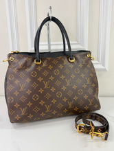 LOUIS VUITTON PALLAS MM TOTE IN BLACK