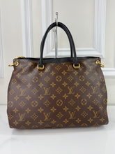 LOUIS VUITTON PALLAS MM TOTE IN BLACK