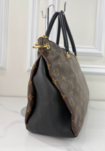 LOUIS VUITTON PALLAS MM TOTE IN BLACK