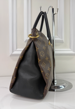 LOUIS VUITTON PALLAS MM TOTE IN BLACK