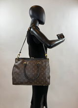 LOUIS VUITTON PALLAS MM TOTE IN BLACK