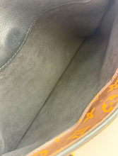 LOUIS VUITTON PALLAS MM TOTE IN BLACK
