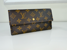 LOUIS VUITTON WALLET  PORTE TRESOR INTERNATIONAL