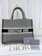 DIOR HOUNDSTOOTH EMBROIDERED MEDIUM BOOK TOTE