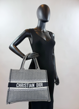 DIOR HOUNDSTOOTH EMBROIDERED MEDIUM BOOK TOTE