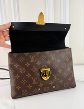 LOUIS VUITTON ONE HANDLE FLAP MM