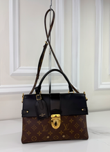 LOUIS VUITTON ONE HANDLE FLAP MM