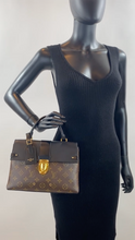 LOUIS VUITTON ONE HANDLE FLAP MM
