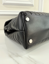 YSL LOULOU LARGE SHOULDER BAG