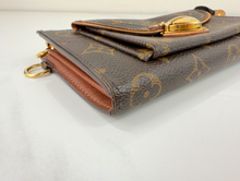 LOUIS VUITTON WALLET ASTRID / WRISTLET