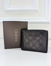 GUCCI GUCCISSIMA BI-FOLD BLACK WALLET (UNISEX)