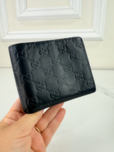GUCCI GUCCISSIMA BI-FOLD BLACK WALLET (UNISEX)
