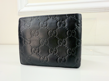 GUCCI GUCCISSIMA BI-FOLD BLACK WALLET (UNISEX)