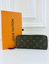 LOUIS VUITTON WALLET CLEMENCE FUCHSIA