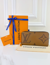 LOUIS VUITTON WALLET ZIPPY GIANT REVERSE