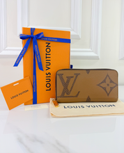 LOUIS VUITTON WALLET ZIPPY GIANT REVERSE