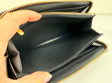 LOUIS VUITTON WALLET ZIPPY GIANT REVERSE