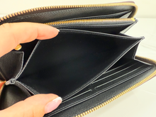 LOUIS VUITTON WALLET ZIPPY GIANT REVERSE