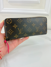 LOUIS VUITTON WALLET CLEMENCE PINK