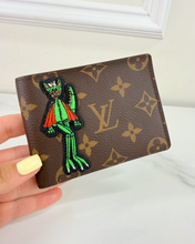 LOUIS VUITTON WALLET BIFOLD EMBROIDERED CARTOON LV FRIENDS SLENDER