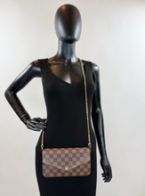 LOUIS VUITTON FELICIE POCHETTE DE CHAIN BAG