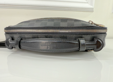 LOUIS VUITTON AMBLER DE GRAPHITE BELT BAG (UNISEX)