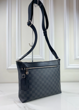 LOUIS VUITTON MICK PM NM DAMIER GRAPHITE