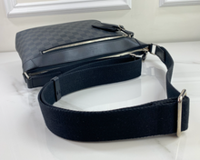 LOUIS VUITTON MICK PM NM DAMIER GRAPHITE