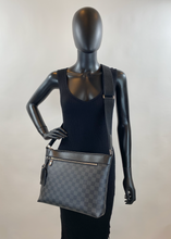 LOUIS VUITTON MICK PM NM DAMIER GRAPHITE