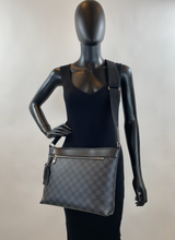LOUIS VUITTON MICK PM NM DAMIER GRAPHITE
