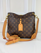 LOUIS VUITTON ODEON MM NM