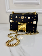 GUCCI SMALL PEARL PADLOCK BAG IN BLACK