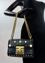 GUCCI SMALL PEARL PADLOCK BAG IN BLACK