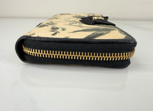 GUCCI HERBARIUM ZIP AROUND WALLET IN BLACK