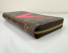 LOUIS VUITTON WALLET ZIPPY MONOGRAM V LIMITED EDITION