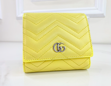GUCCI GG MARMONT COMPACT WALLET IN YELLOW
