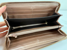 GUCCI GUCCISSIMA ZIP AROUND WALLET METALLIC ROSE GOLD