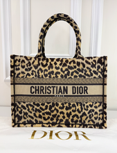 DIOR BOOK TOTE MEDIUM CANVAS MIZZA LEOPARD