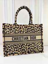 DIOR BOOK TOTE MEDIUM CANVAS MIZZA LEOPARD